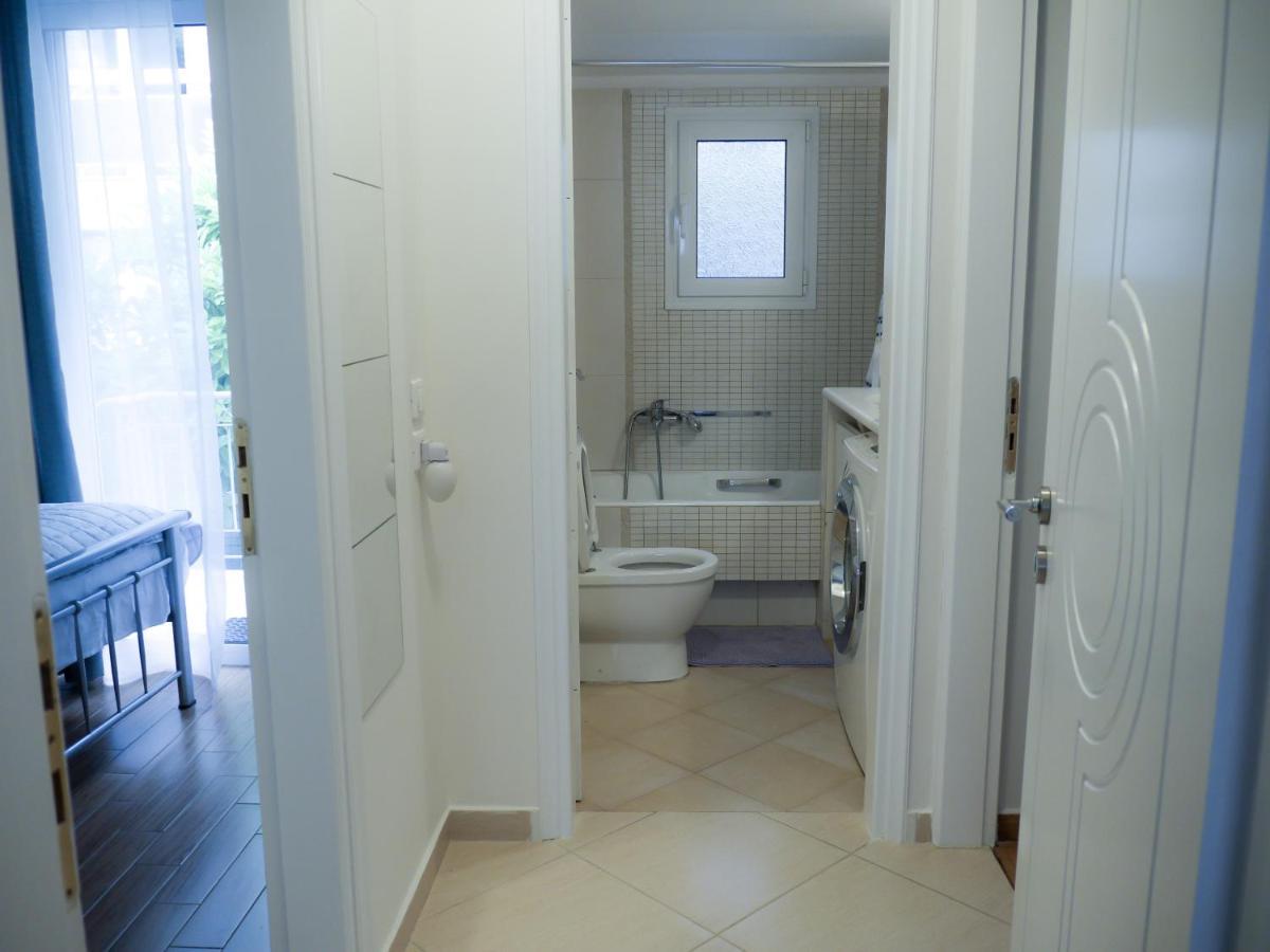 Garden Apartment Next To The Mall -Private Parking Athens Luaran gambar