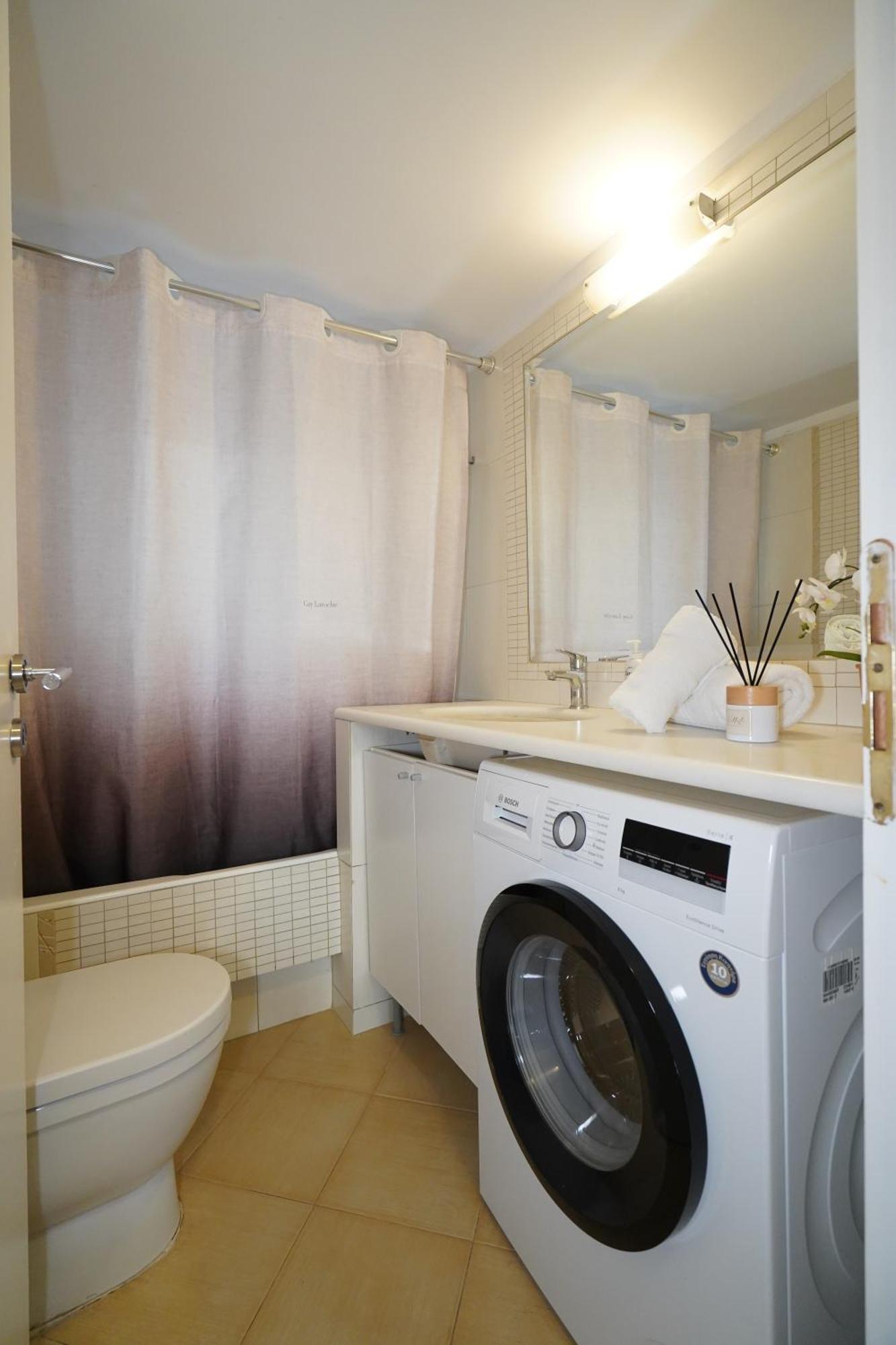 Garden Apartment Next To The Mall -Private Parking Athens Luaran gambar