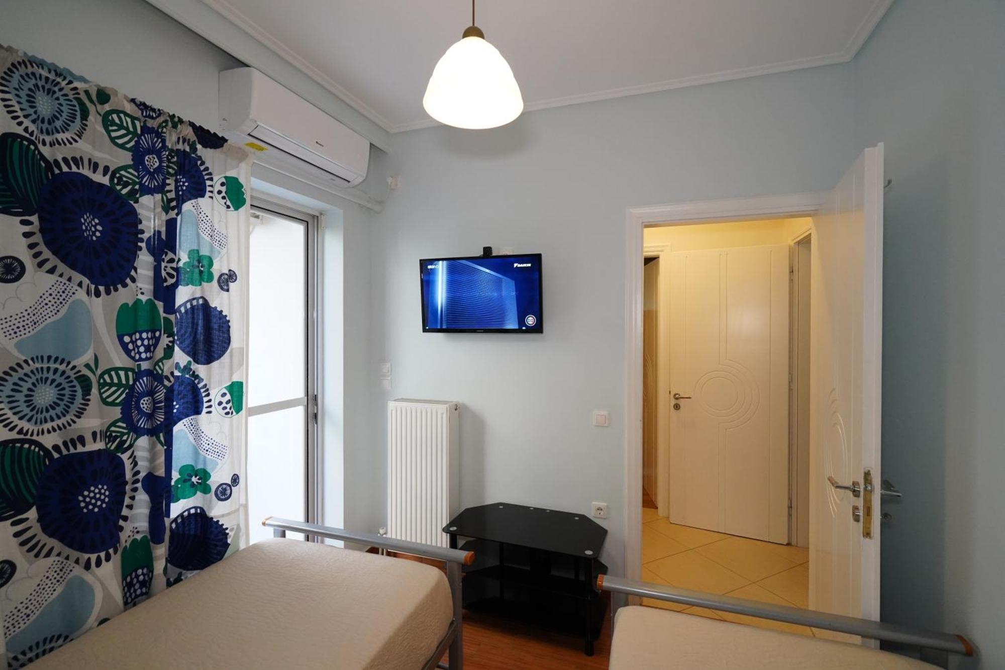 Garden Apartment Next To The Mall -Private Parking Athens Luaran gambar